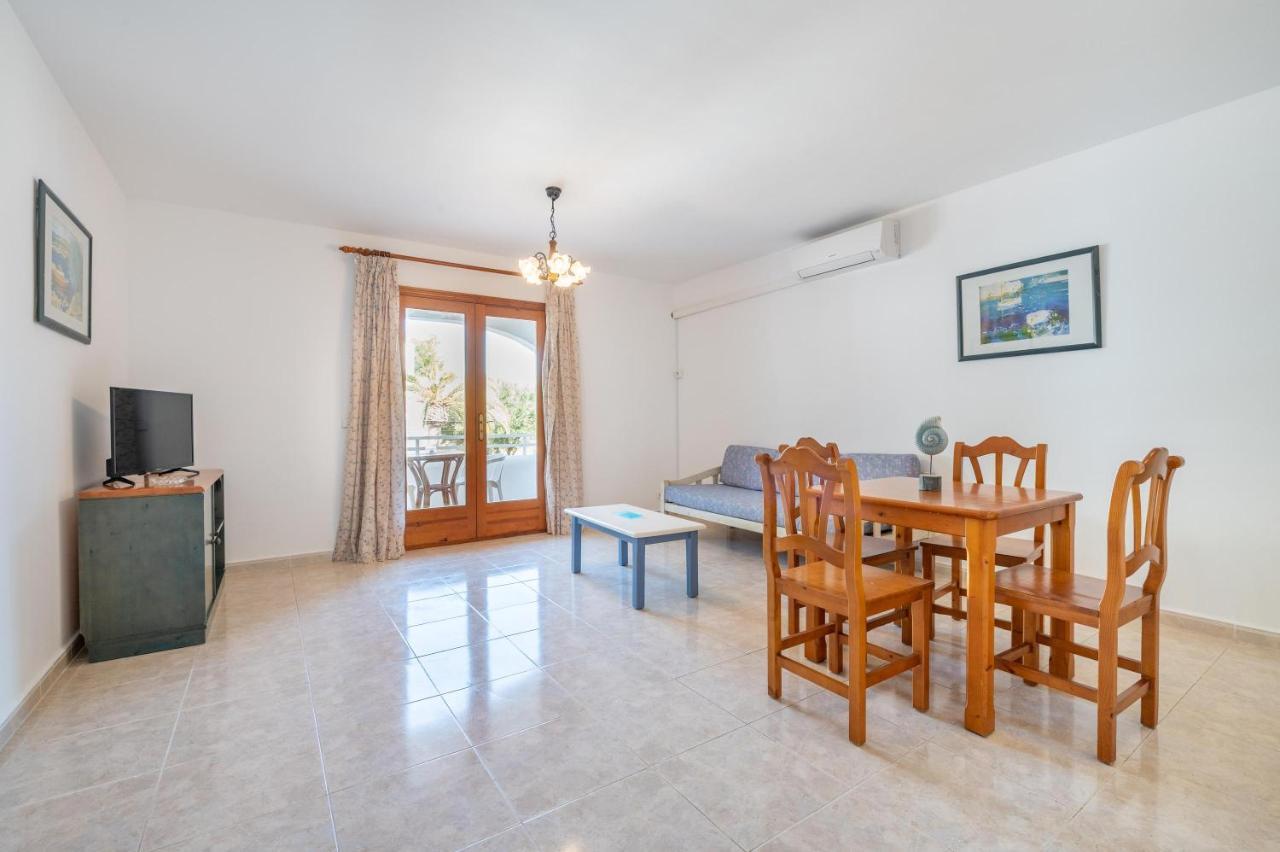 Apartamentos Karin 1ºa Cala D´Or Buitenkant foto